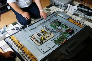 Sửa chữa nhanh chóng để tivi hoạt động thuận lợi