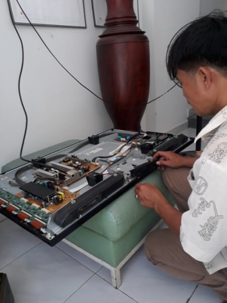 Sửa tivi tại Hà Đông
