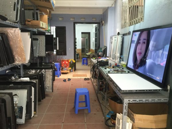 Thay màn hình tivi Sony tại Hà Nội chuyên nghiệp